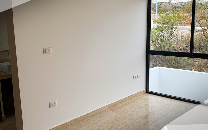 CASA EN VENTA  ZIBATÁ