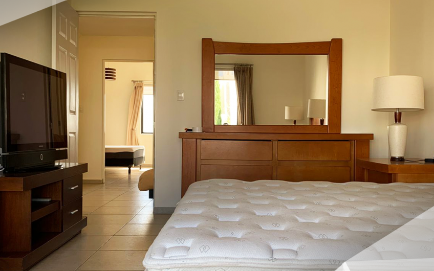 CASA AMUEBLADA EN VENTA  Y CON INQUILINO