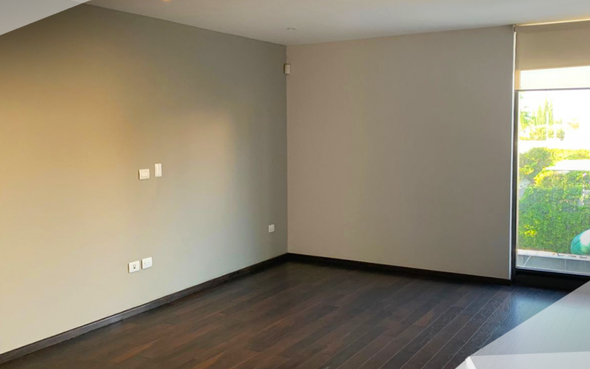 CASA EN VENTA SAN FRANCISCO JURIQUILLA