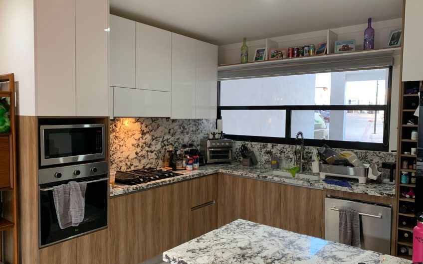 CASA EN RENTA EN ALTOS JURIQUILLA – VALLE ALTO