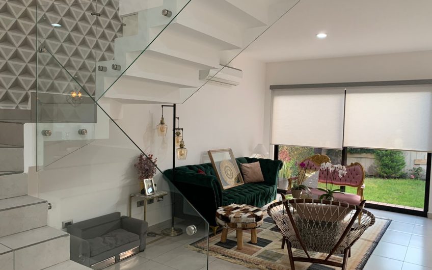 CASA EN RENTA EN ALTOS JURIQUILLA – VALLE ALTO